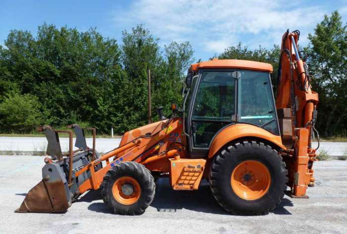 Запчасти экскаваторов-погрузчиков Fiat-Kobelco FB110 и Fiat-Hitachi  FB100